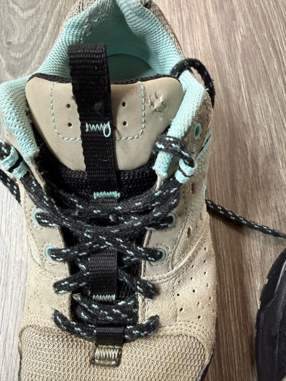 Nike ACG SALBOLIER Suede Hiking Shoes Gray/Sky Blue 380587-007 Women 7 Outdoors - Picture 3 of 15